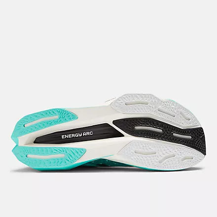 New Balance - Women's FuelCell SuperComp Elite v4